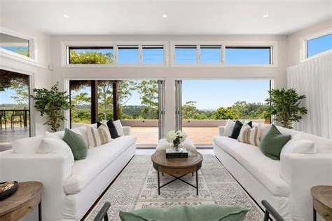 prize home maleny|mater prize home 307.